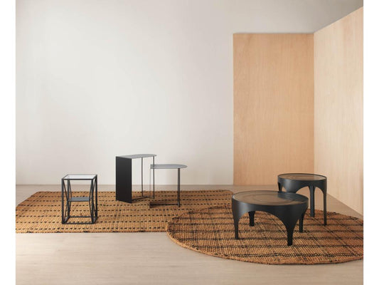 Table basse avec plateau en verre en métal noir