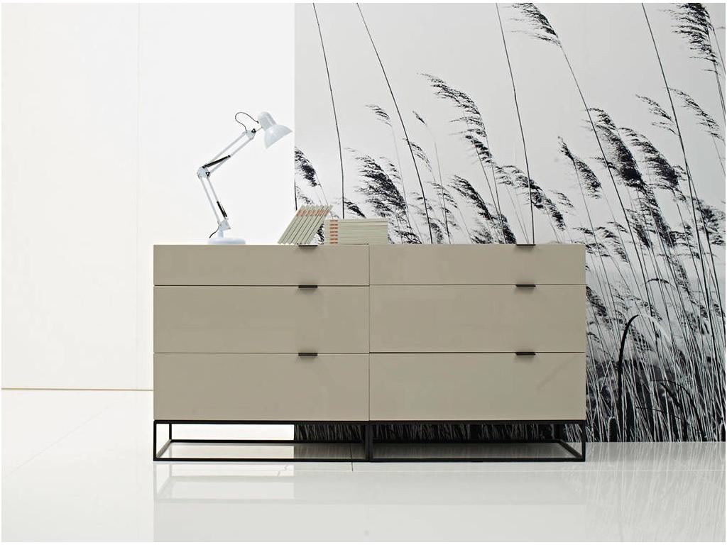 Commode 3 tiroirs bois laqué et acier noir Vertchez-Couleur Vertchez